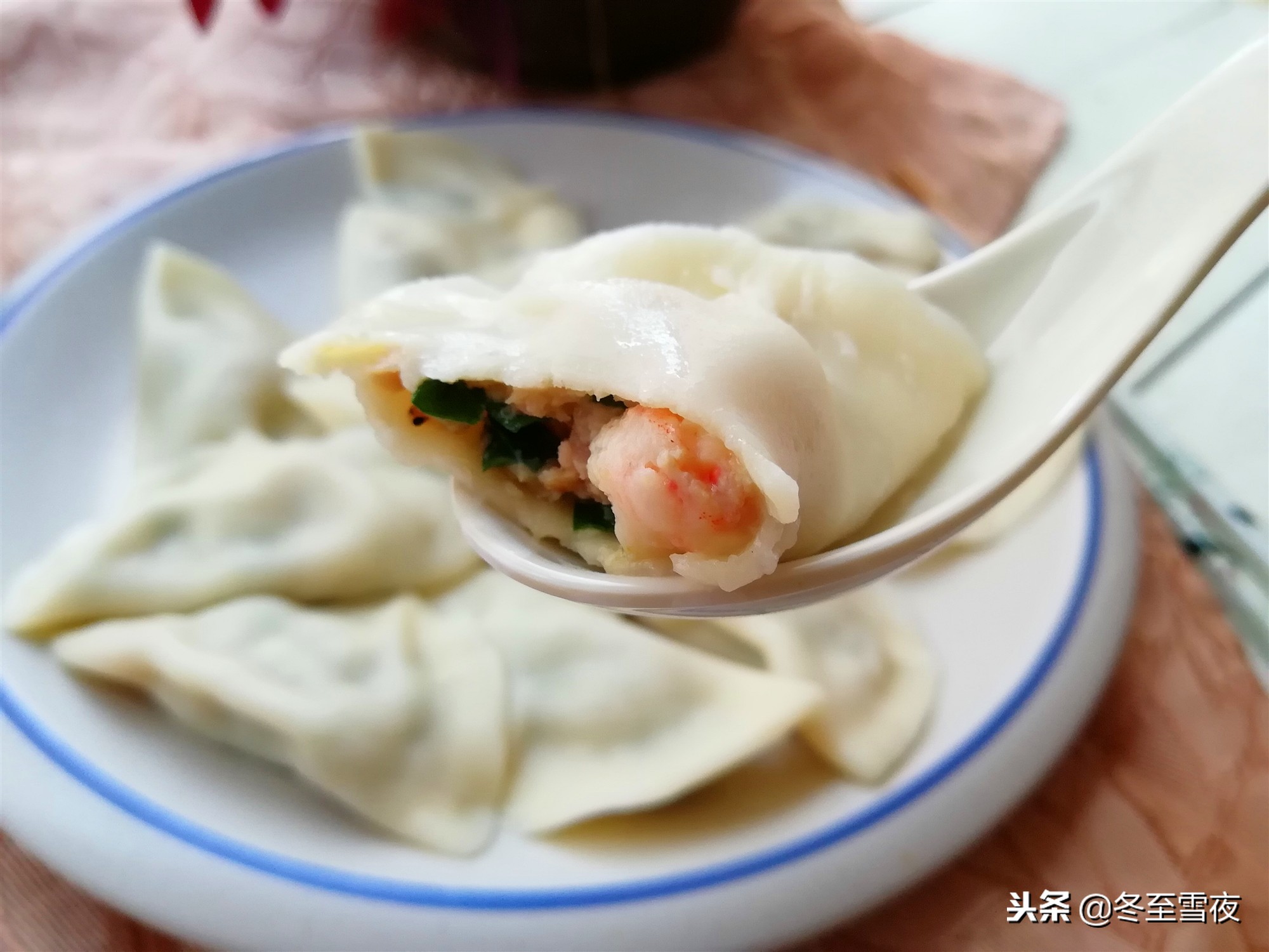 饺子皮有点厚怎么包饺子,包饺子多出来的饺子皮怎么弄