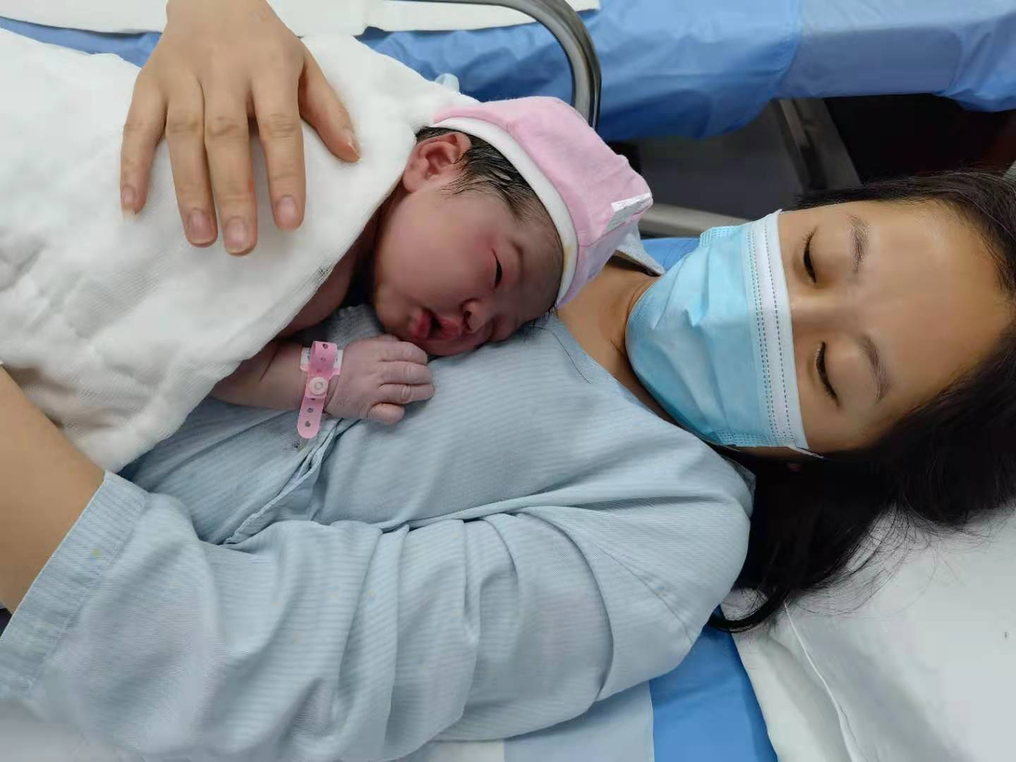 产房里的温馨,产房暖心的故事