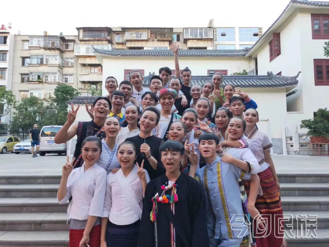 坚守与奋斗、光荣与梦想——省民专40年