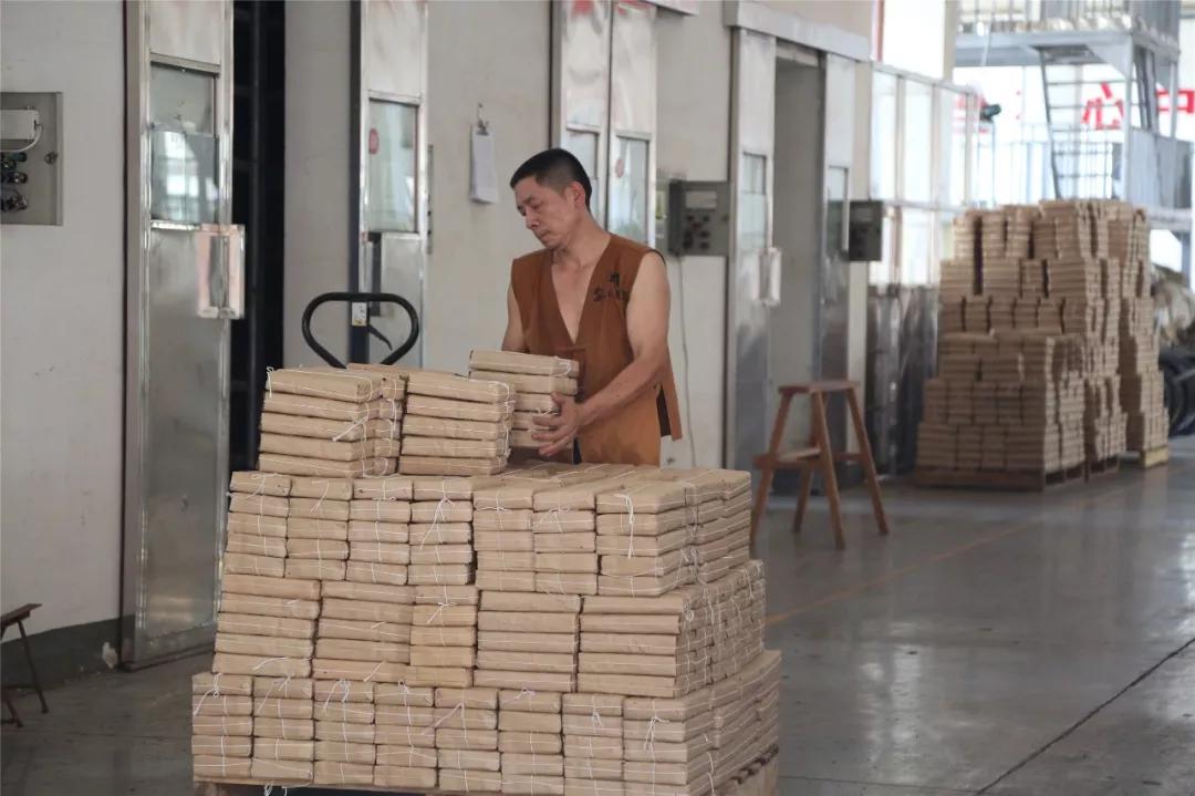 蔡华建的文章稻草人,蔡华建徐闻