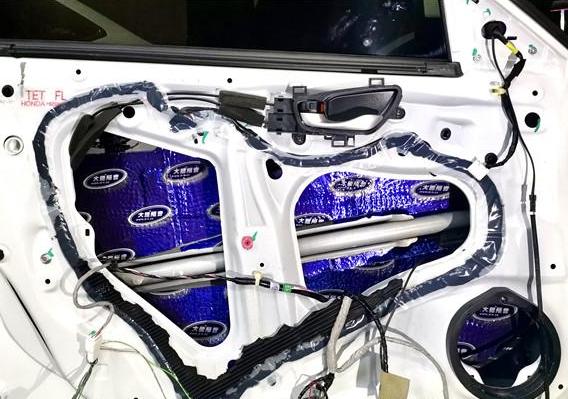 怎么改音响达到豪车原车效果,思域改豪车全过程