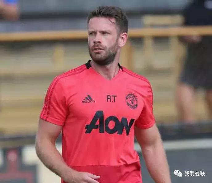 曼联教练组成员离队,曼联主帅索尔斯克亚离开俱乐部