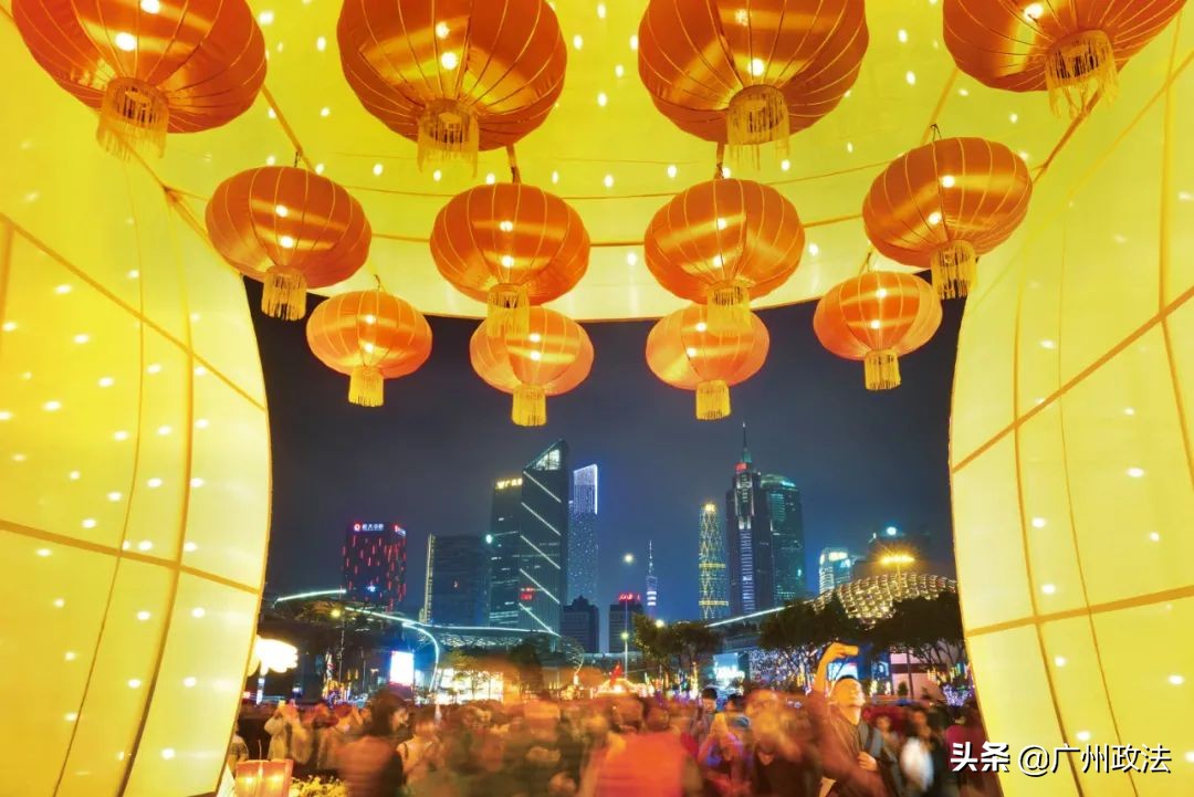 广州入选超大型城市,广州近三年发展最好的城市