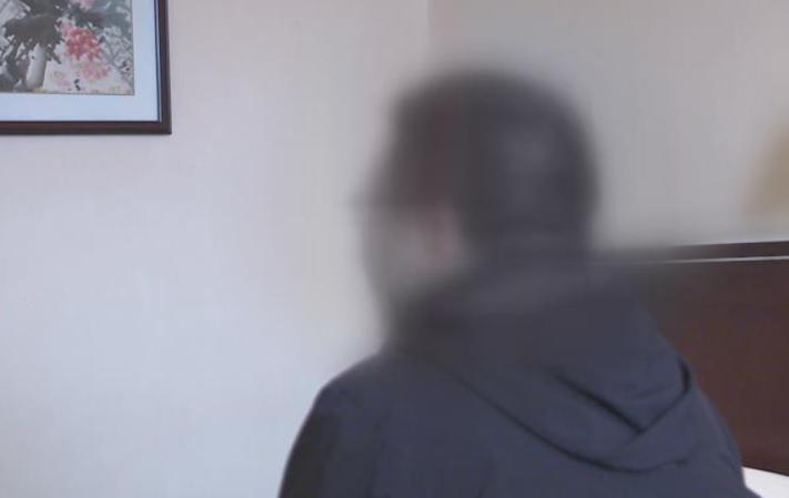 澶鏂伴椈鏇濆厜澶栧浗闂磋皪鎶撴崟鐜板満,澶鏇濆厜3璧峰澶栨搷鎺ч棿璋嶆