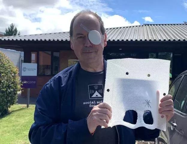 成年人眼癌的最新治疗方法,眼睛长肿瘤怎么治疗