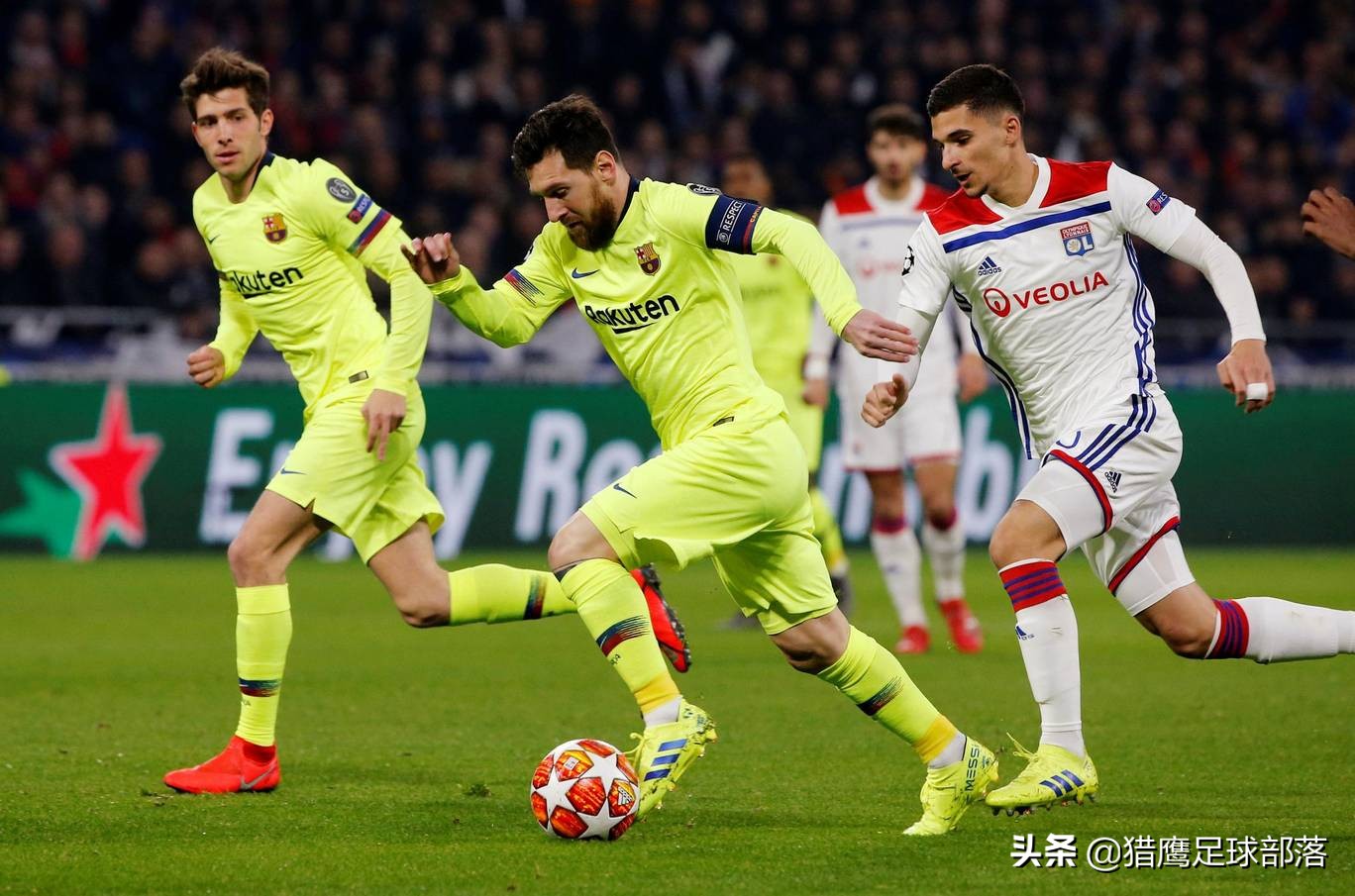 梅西欧冠绝杀里昂燃爆全场,巴萨里昂赛后