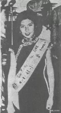 李嘉欣邱淑贞对比,邱淑贞王祖贤腿长