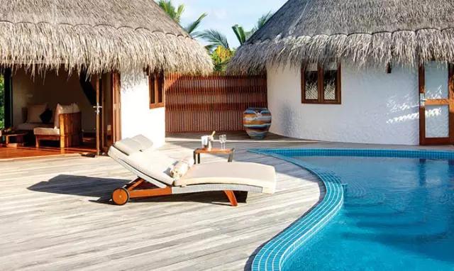 马尔代夫七星选岛全攻略,马尔代夫沙滩别墅出海游泳