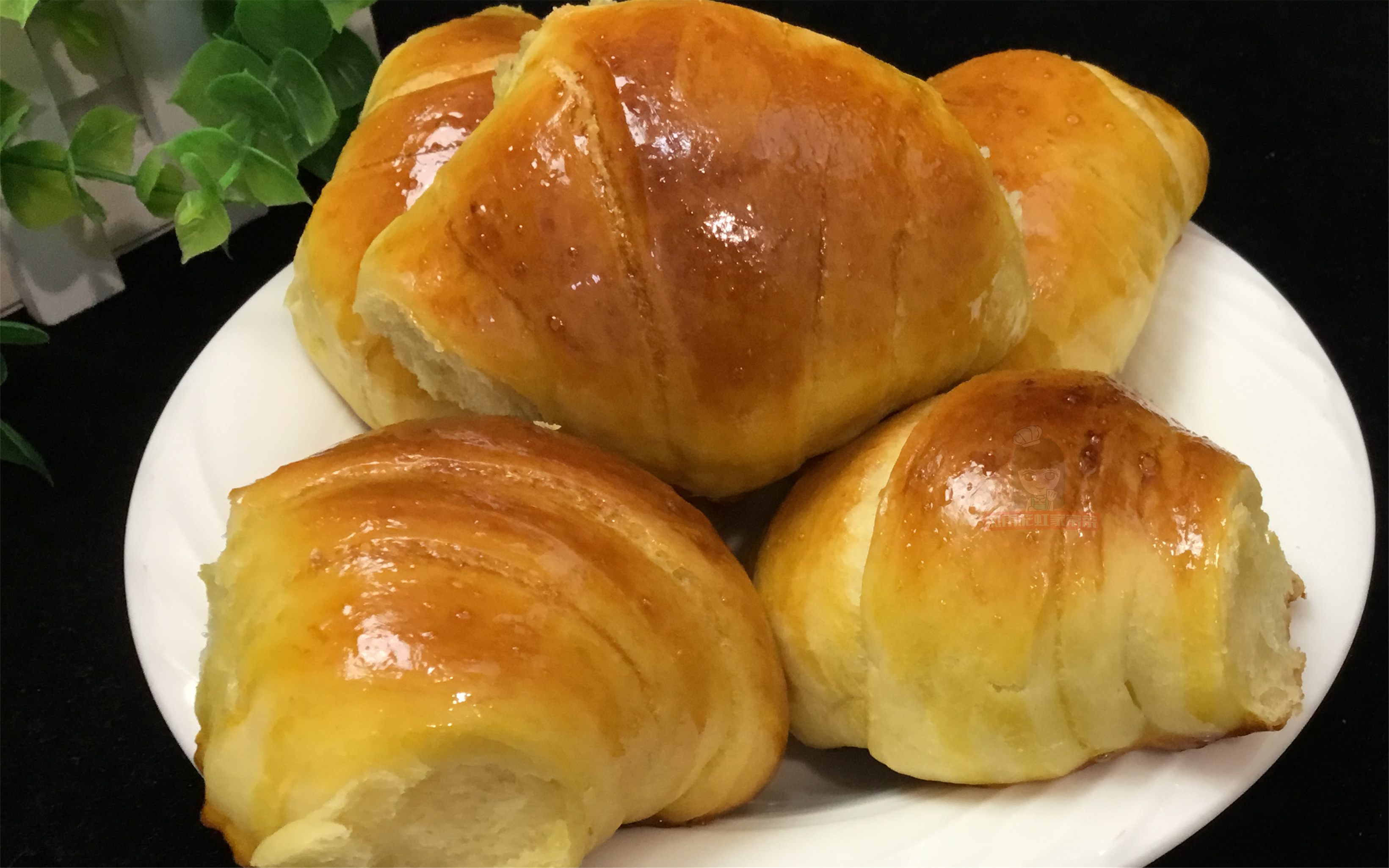 牛角面包奶香,60岁老阿姨做面包