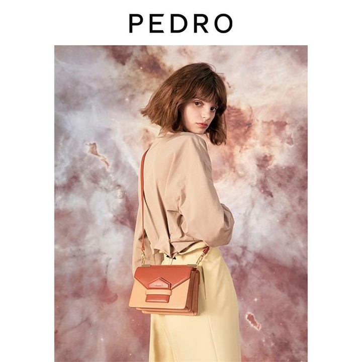 初春必买的几款包包简直美哭啦,初春最实用包包品牌