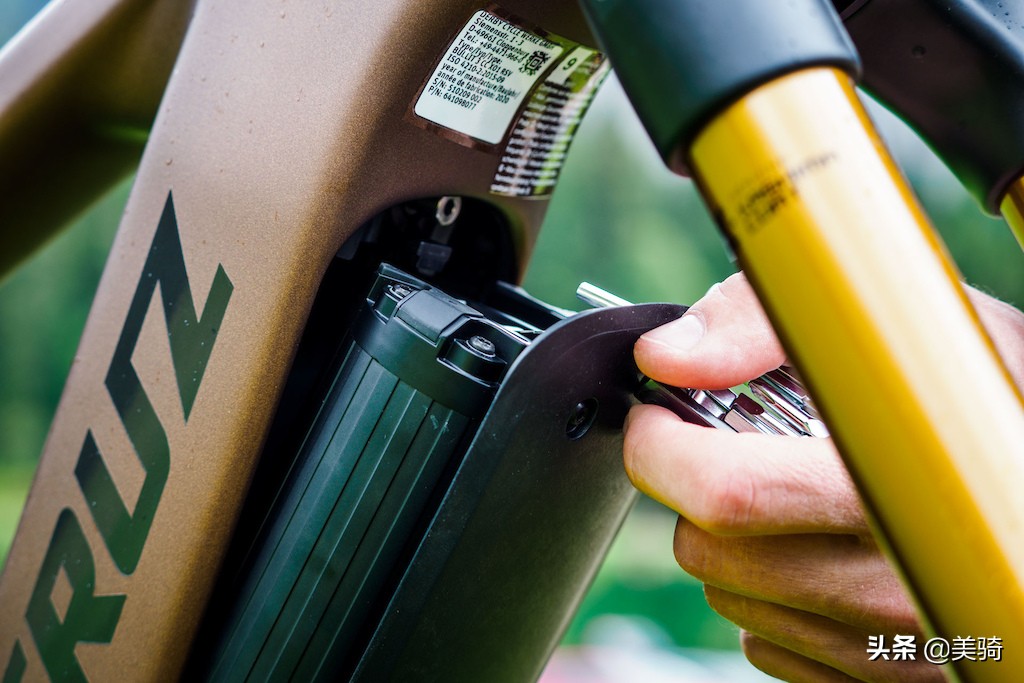 来电了！170mm猛兽SantaCruzBullit评测