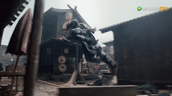 袭胸,下跪,尿裤子,新版《天龙八部》还能再恶心点吗?