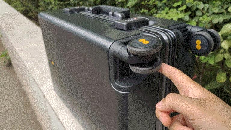 地平线8号20寸登机箱黑色,地平线8号经典系列行李箱测评