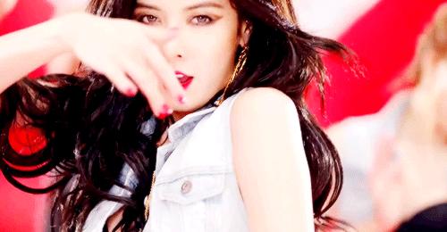 閲戞倡闆呭洖褰掍綘浠繕鍠滄濂瑰悧,閲戞倡闆呮亱鐖卞悗鏋佸害鏀鹃鑷垜