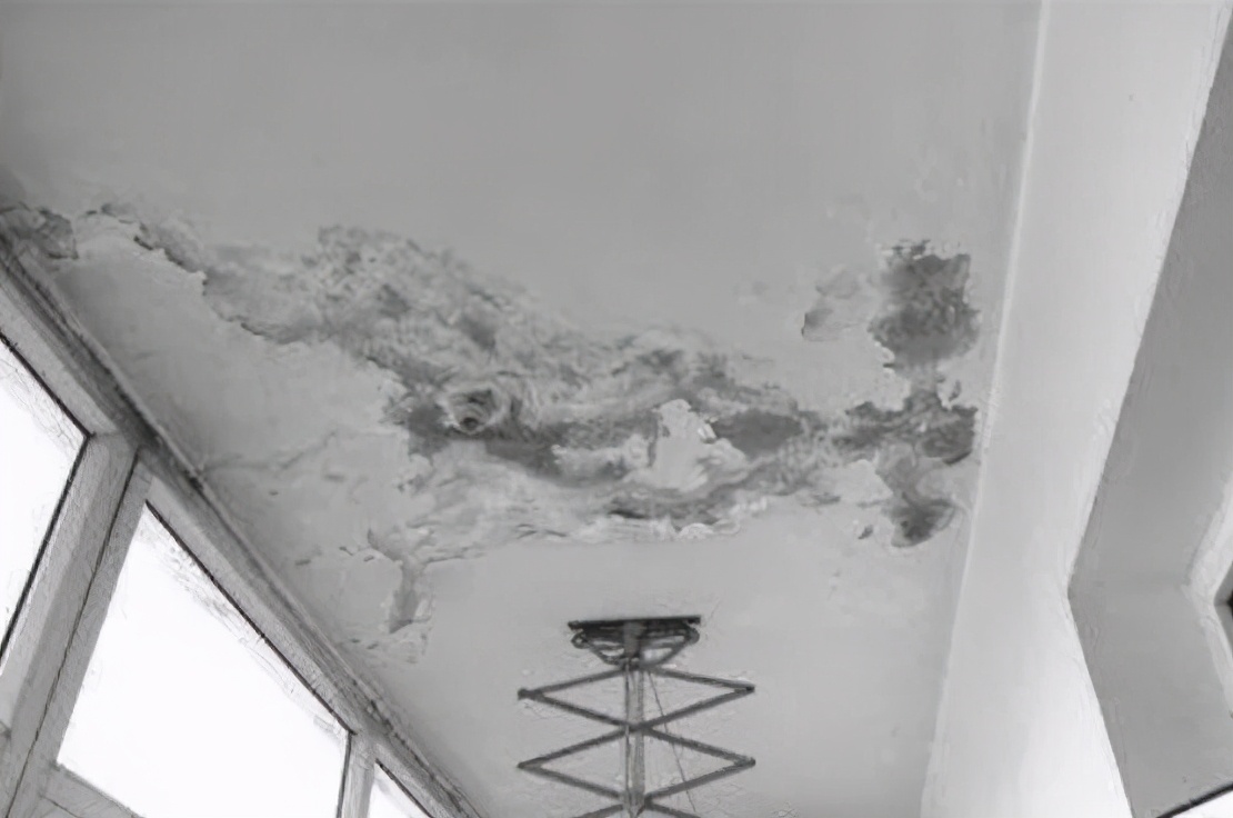 墙面掉皮怎么修补最好,墙面反碱掉皮如何修补