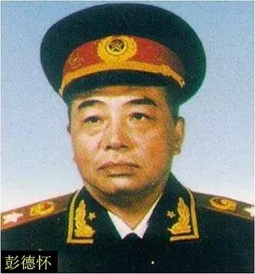 当*德朱**和毛*东泽**在井冈山会师时，十大元帅中的其他9位在哪里？