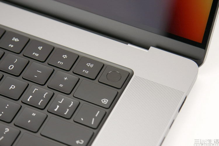 苹果macbookpro真的非常不好用吗,用了快10年的macbookpro