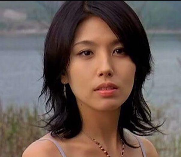 韩国娱乐圈*规则潜**曝光:被富豪玩弄,被迫演情色片,25岁自杀身亡