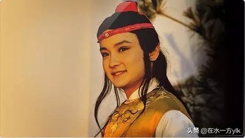 贾宝玉是一个怎么样的人四字词语,贾宝玉到底是个什么样的人