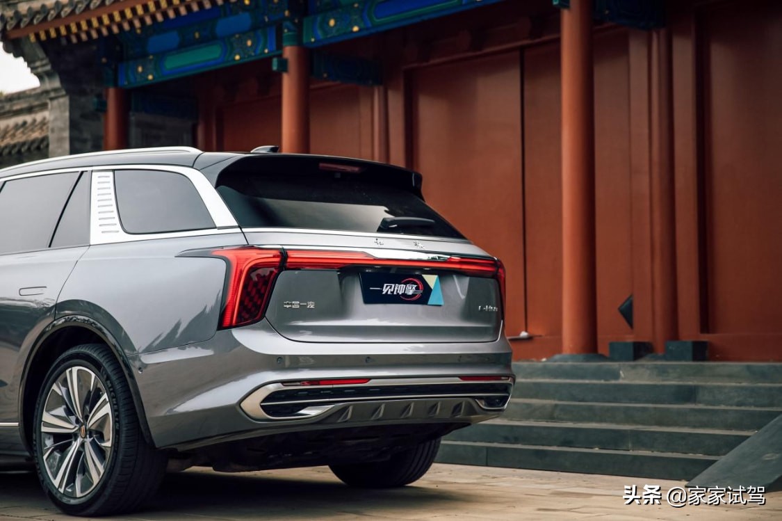 红旗ehs9驾驶感受,一汽红旗e-hs9进口豪华大型SUV