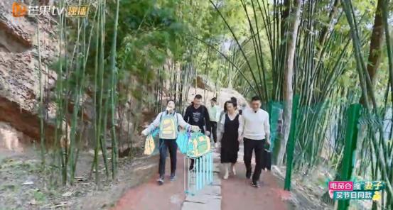 秀恩爱热搜,秀恩爱被秀哭