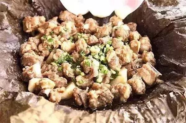 荷叶菜品大全,利用鲜荷叶制作的菜品