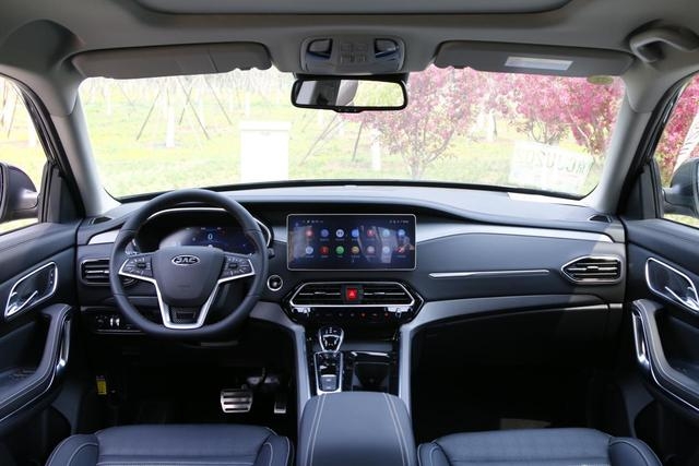 最新款江淮嘉悦x7,意大利的设计