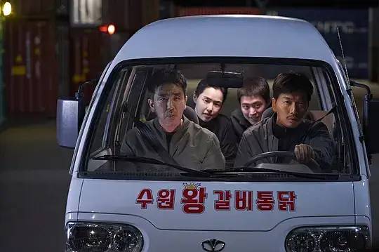 极限职业警察炸鸡视频,警察炸鸡店搞笑片段