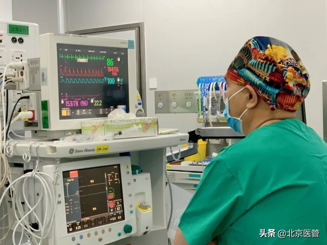 老人卧床三月怎么恢复行走,卧床老人全身动不了是不是不行了