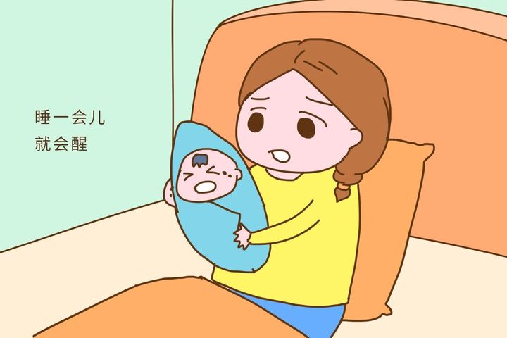 婴儿呛奶严重拍背正确方法视频,竖抱宝宝呛奶的正确处理方法视频