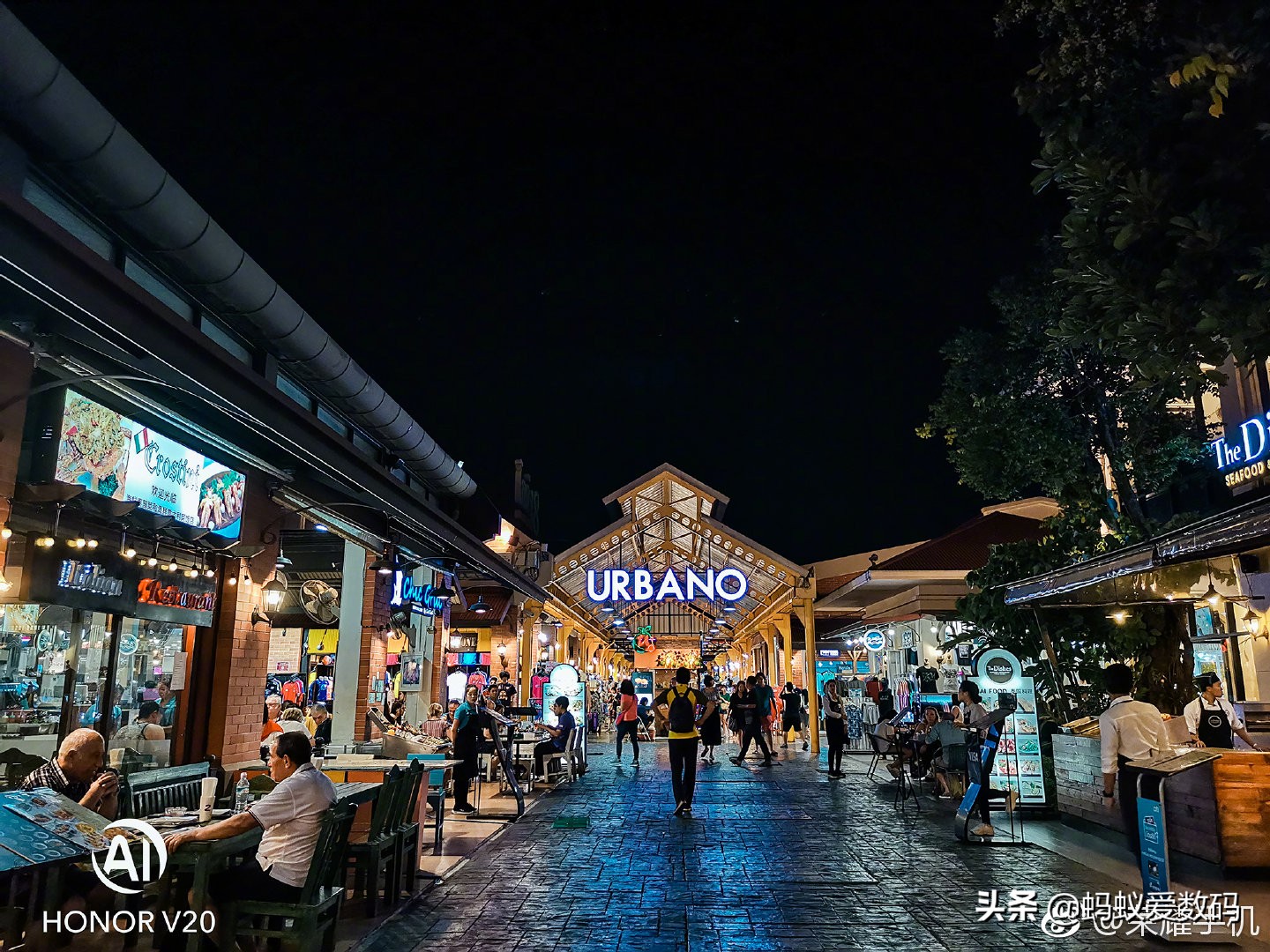 还在头条“集五卡”?需要发卡?歇一会儿,来看看这里