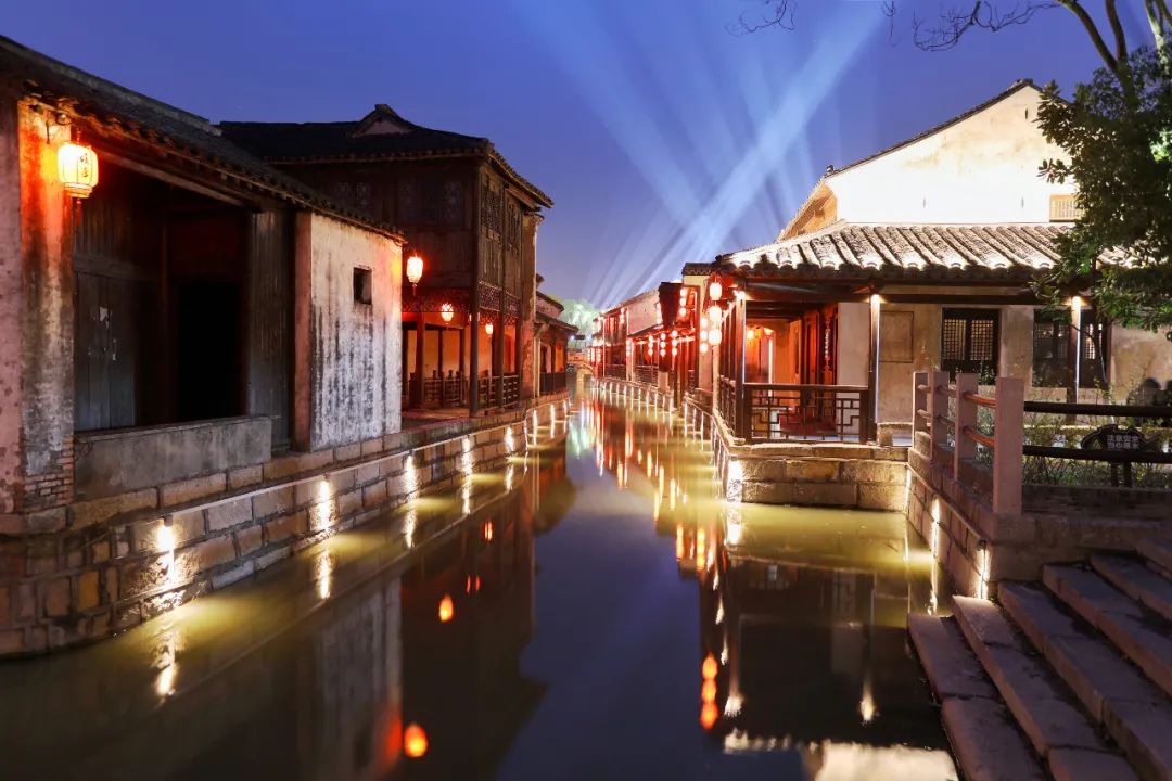 沙家浜夜游最新,常熟沙家浜景区夜色