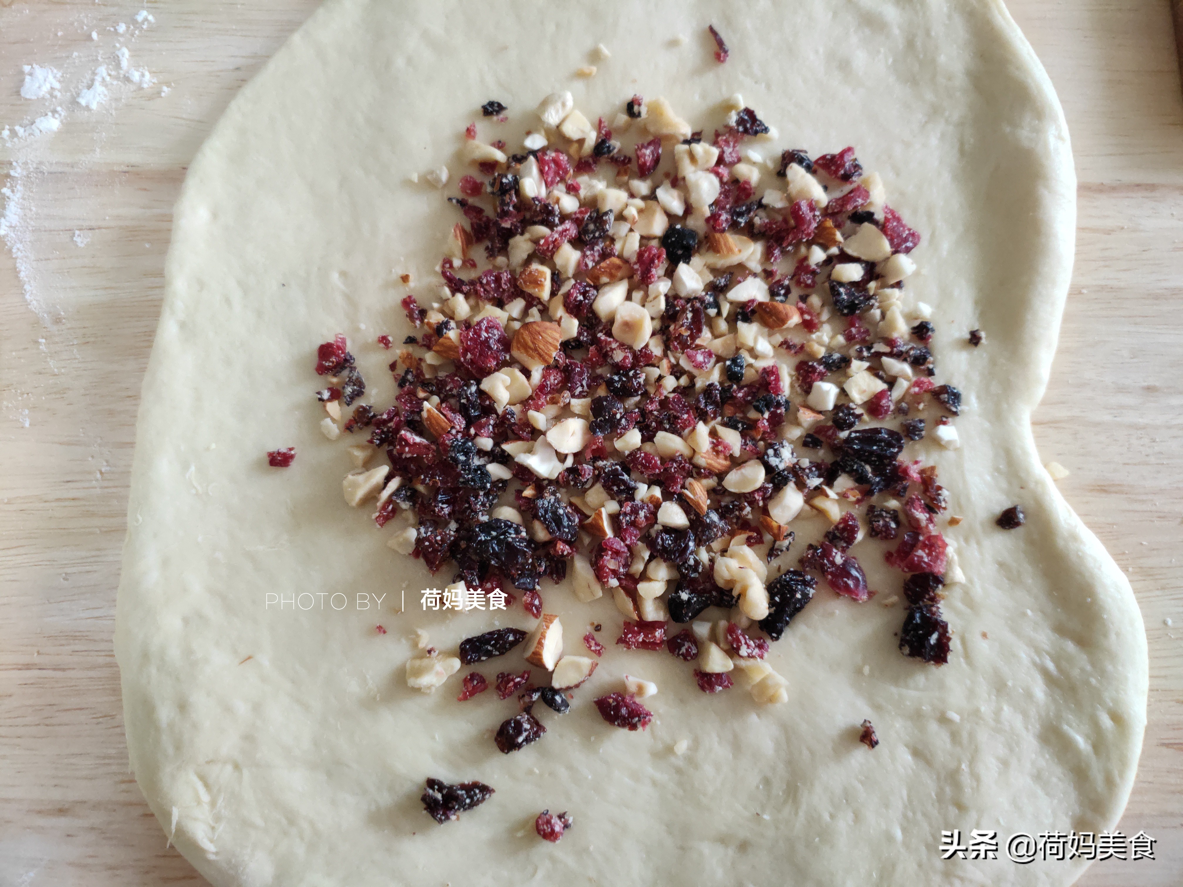 不用烤箱蒸的面包的做法,家庭里做面包用烤箱还是用锅蒸呢