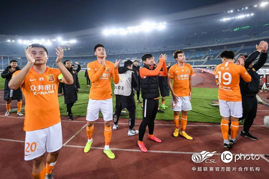 前线丨埃弗拉梅开二度完成绝杀，附加赛继续一起并肩前行