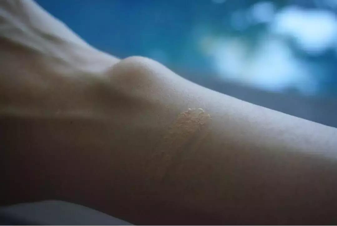 hera黑金气垫适合什么肤质,hera黑金气垫卡粉