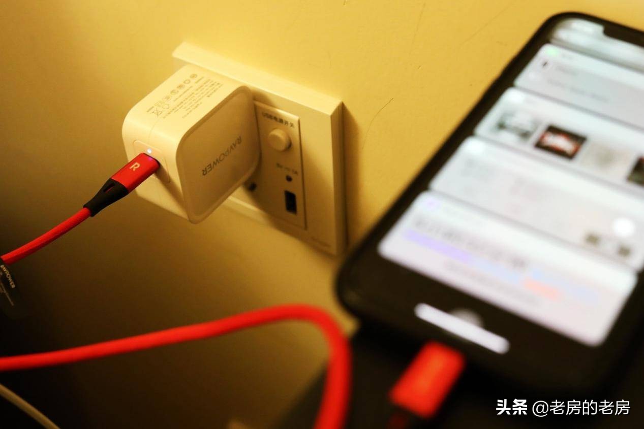 告别大砖块，拥抱小麻将，打火机大小的MBP充电头实用评测