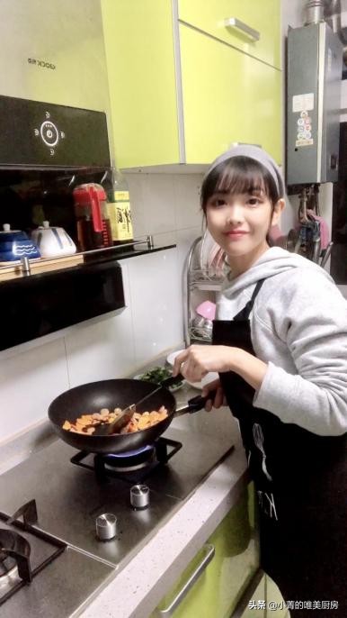 油烟不过脸，爆炒不怕呛，布克新一代拦截式油烟机解决厨房痛点