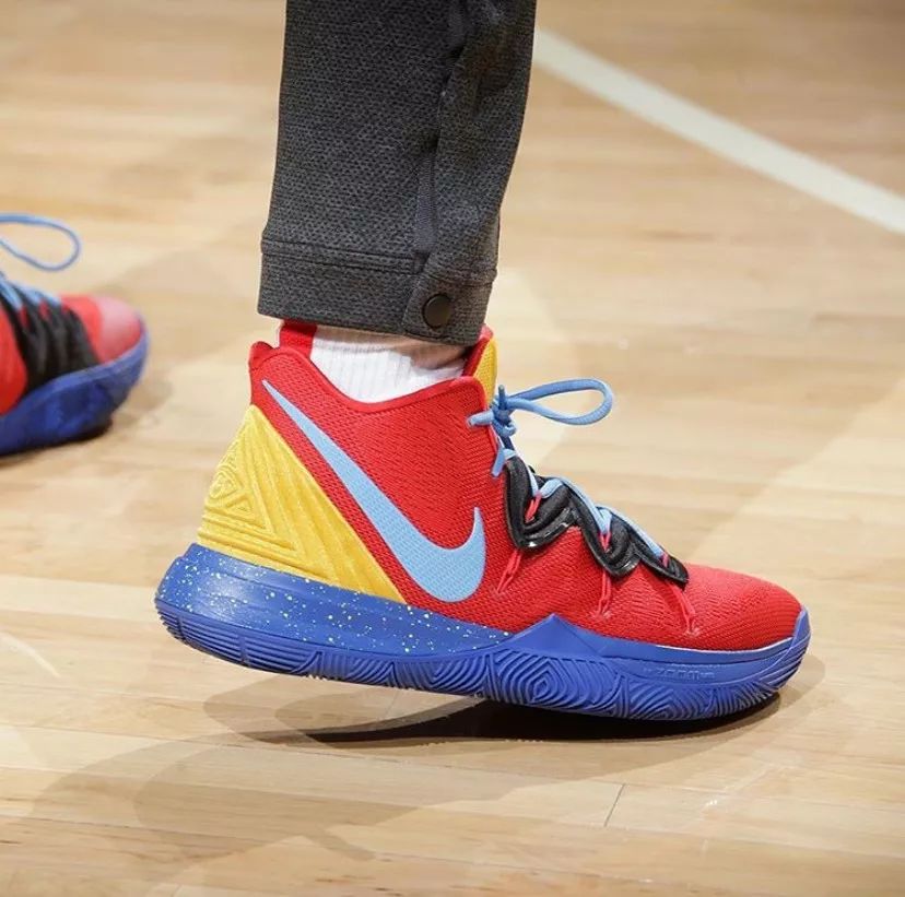 林书豪黄蜂配色战靴,林书豪12年球鞋