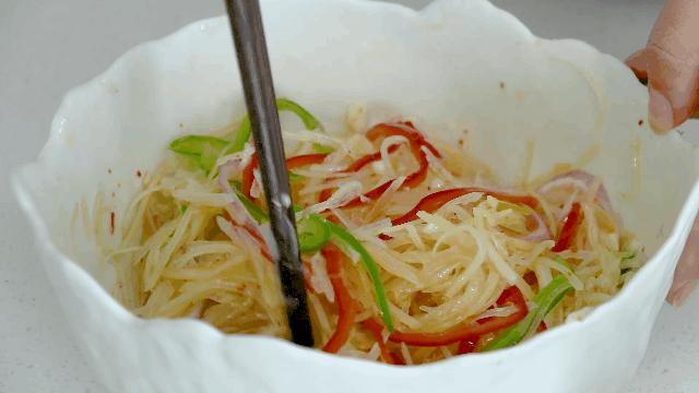 凉拌酸辣土豆丝的家常做法,凉拌酸辣土豆丝用香醋还是陈醋