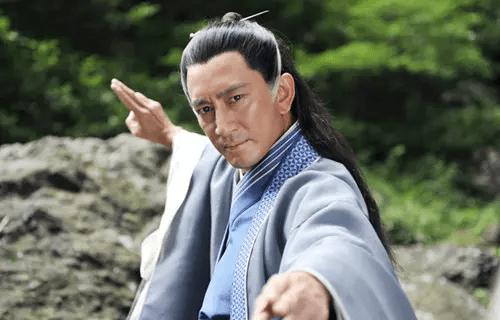 “港迷”的春天来了，林峯港味警匪剧杀青！阵容强大到你不敢相信