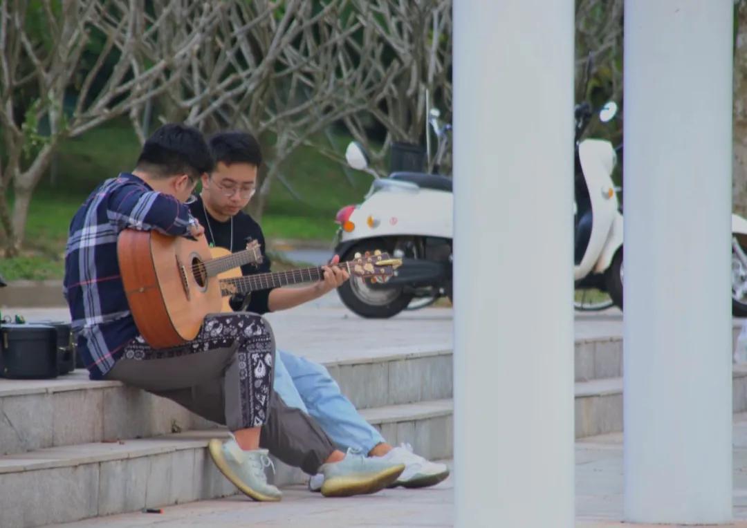 静谧角落香云纱,静谧角落视频