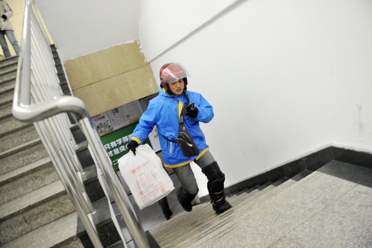 高薪背后的酸甜苦辣,高薪生活背后的心酸