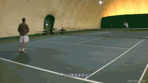 球陷入沙坑壁如何补救,高尔夫球进积水沙坑怎么处置