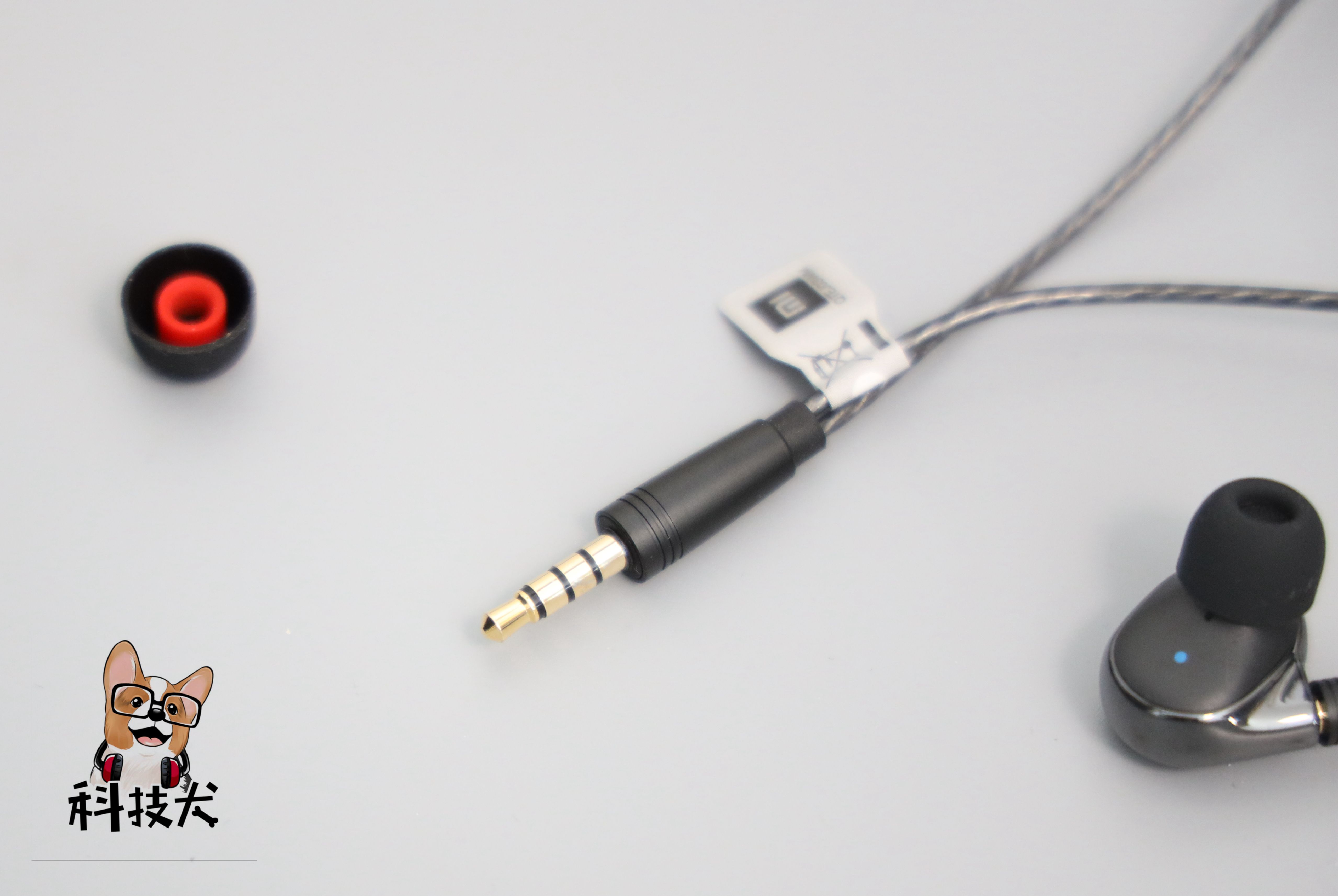 小米耳机单动圈和双动圈区别,小米圈铁4单元耳机舒适性