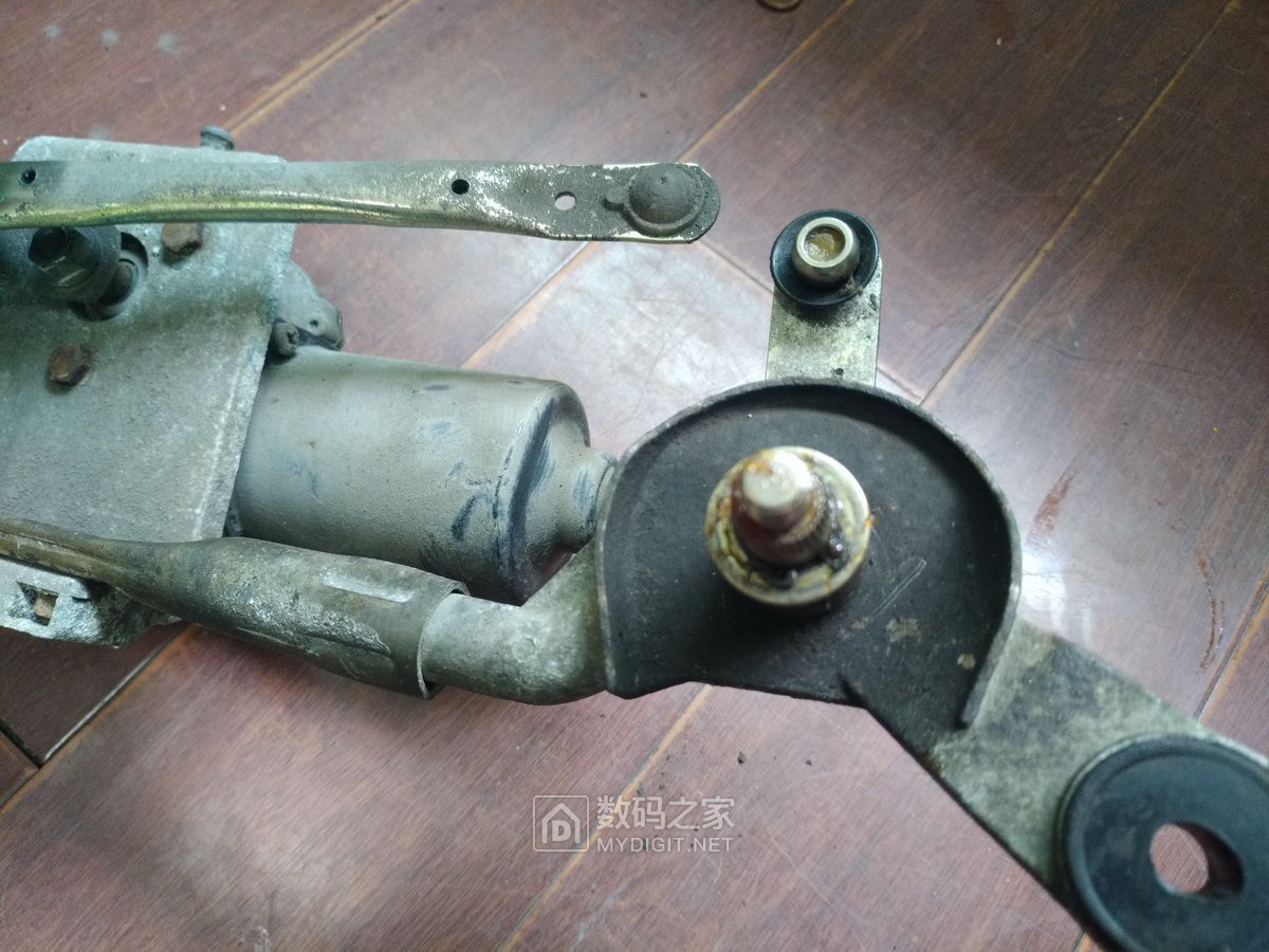 最老款长城c30怎么换雨刷,长城c30雨刷器喷嘴拆卸视频