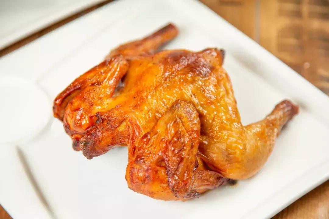 人气产品买一送一！披萨半价！现在来还能吃4顿霸王餐！