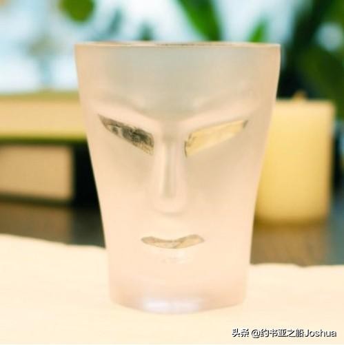 星巴克新品杯子也太好看了吧,星巴克最经典的一款杯子