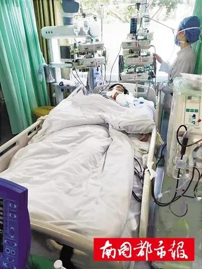 帮帮这个15岁男孩!患暴发性心肌炎,每天花费近2万,7天了仍躺ICU