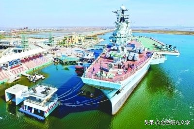 海上巨无霸航空母舰,航空母舰的小史