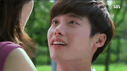 老公变老婆？韩国顶流男神*队军**退伍后变“美女”，网友：我可以